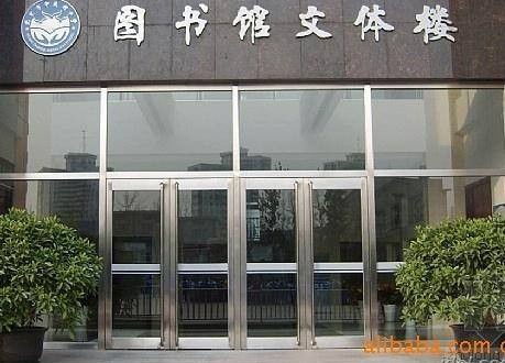 海淀紫竹橋玻璃門維修、感應門報價及智能工業門選購指南